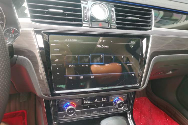 Used Volkswagen Phideon 2018 Revised Version 380TSI Two-Wheel Drive Business Edition
