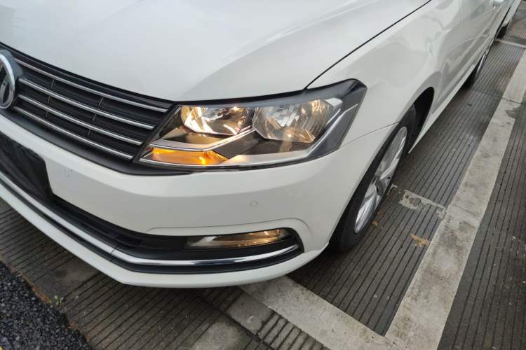 Used Volkswagen Lavida 2017 1.6L Automatic Comfort Edition