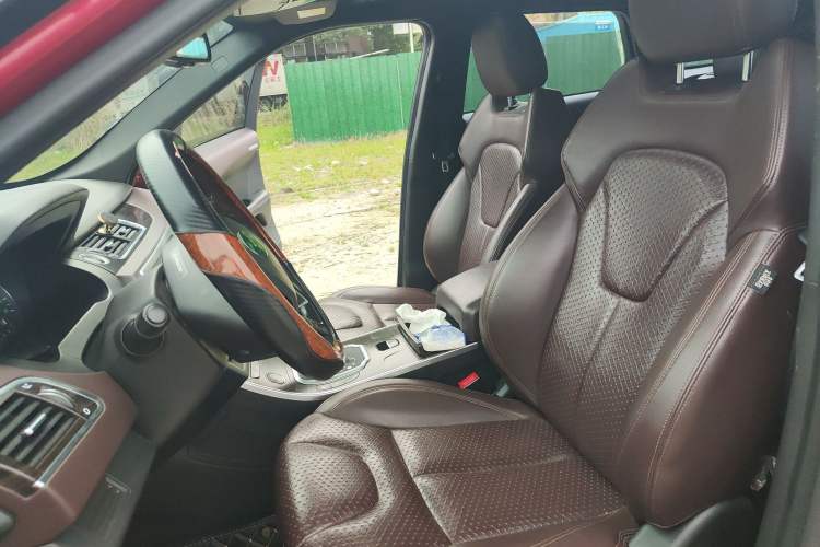 Used Land X7 2015 2.0T Panoramic Prestige Edition