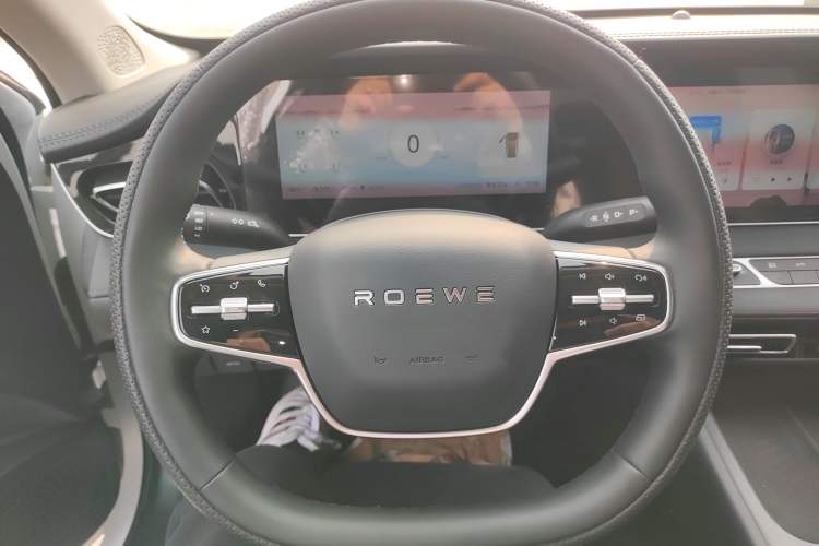 Used Roewe D7 2025 DMH 125km World Champion Edition
