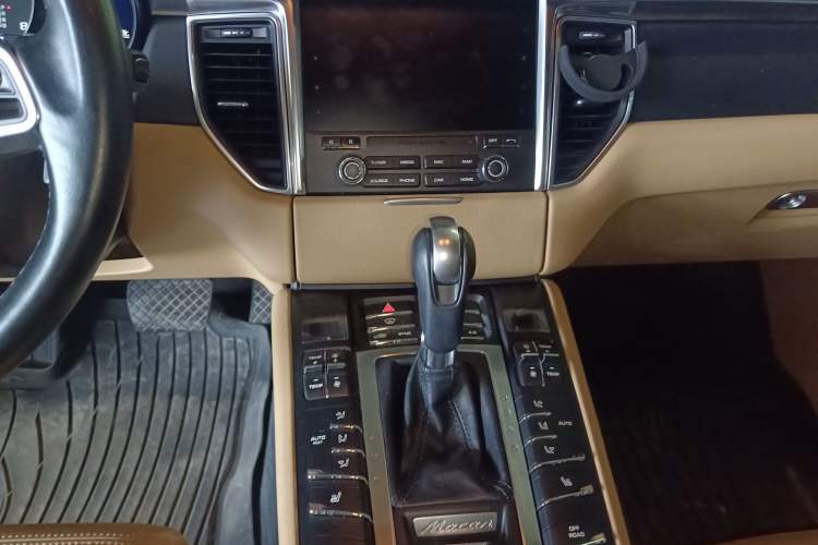 Used Porsche Macan 2017 Macan 2.0T Audio And AC Panel