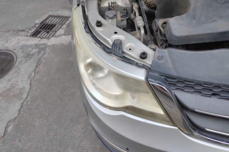 Used Baojun 730 2014 1.5L manual Comfort version 7 seats