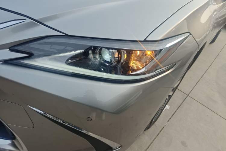 Used Lexus ES 2022 200 Excellence Edition