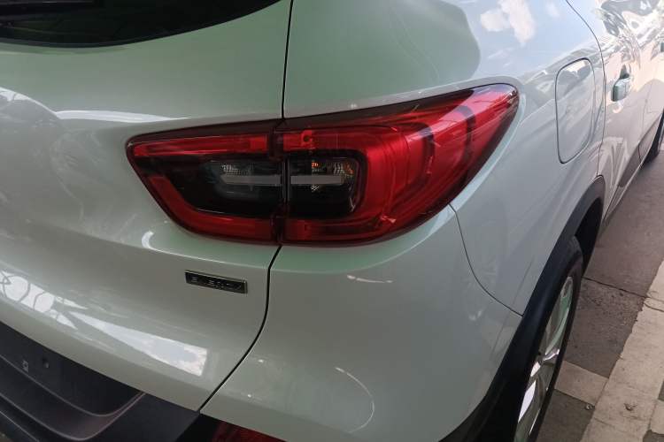 Used Renault Kadjar 2016 2.0L Two-Wheel-Drive Luxury Edition
