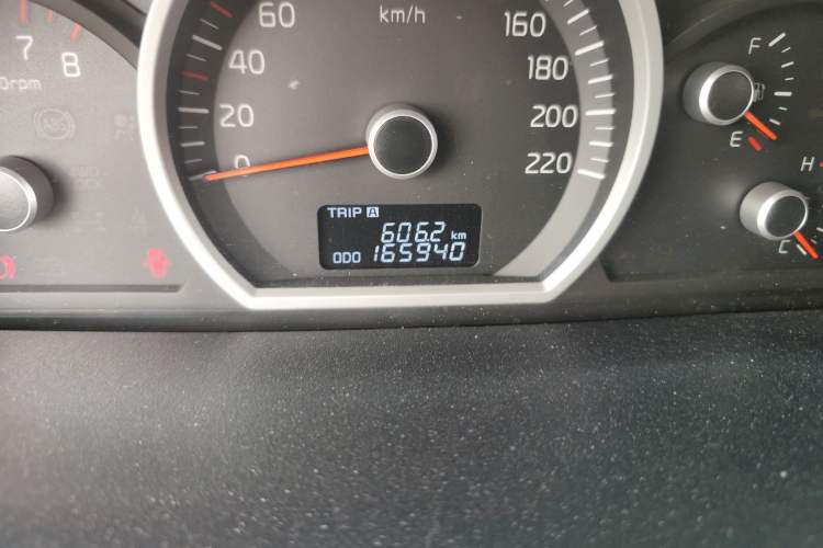 Used Kia Sportage 2013 2.0L Manual Two-Wheel Drive GL Trim Odometer Close Up