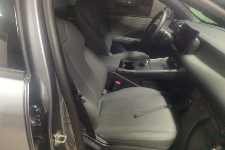 Used BYD Qin PLUS 2025 DM-i Smart Drive 55KM Leading Model Right Front Seat