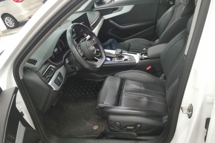 Used Audi A4L 2022 40 TFSI Luxury Dynamic Model Left Front Seat