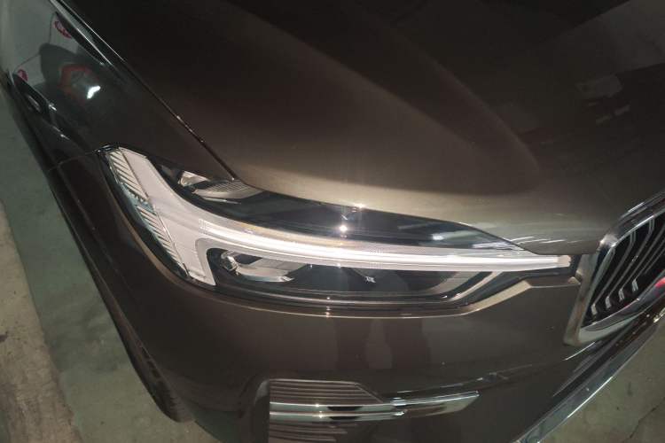 Used Volvo XC60 2022 B5 4x4 Zhiyi Luxury Edition Right Front Headlight