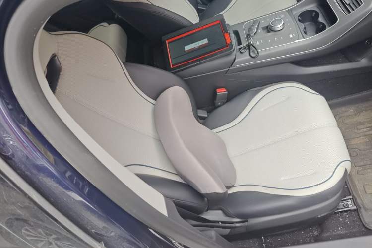 Used BYD Destroyer 05 2024 HONOR Edition DM-i 55KM Luxury Model
