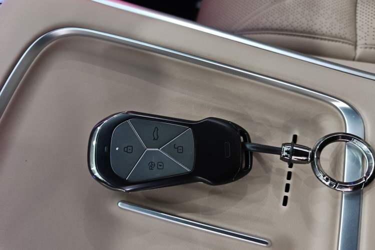 Used XPeng G9 2025 625 Long-Range Max