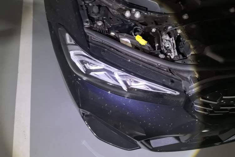 Used BMW 3 Series 2024 325Li M Sport Package Right Front Headlight