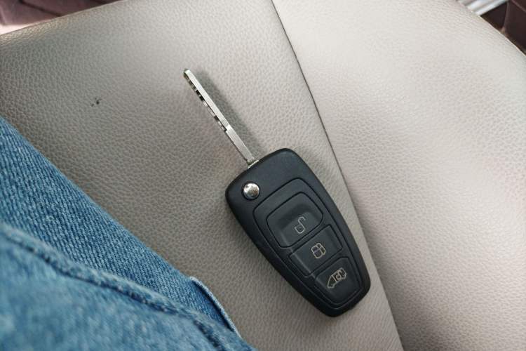 Used Ford Tourneo Custom 2017 2.0T Automatic Elite Version Vehicle Key