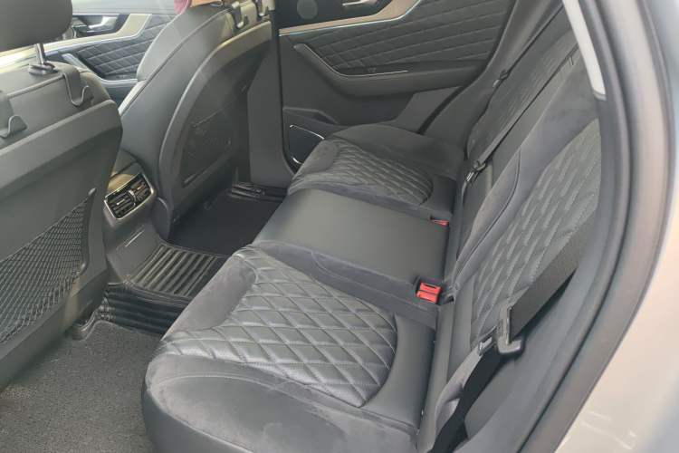 Used Hongqi HS5 2019 2.0T Smart Connect Flagship All-Wheel-Drive Version Interior 4