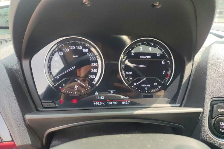 Used BMW 2 Series 2014 220i Sport Design Package
