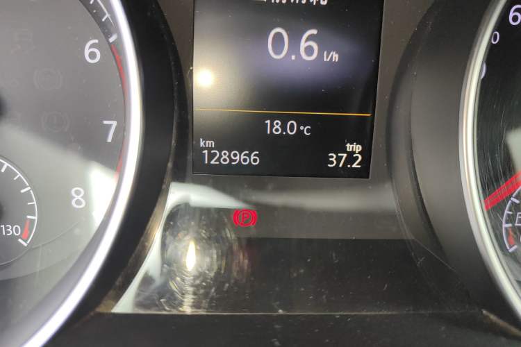 Used Volkswagen Golf 2014 1.4TSI Luxury Travel Edition