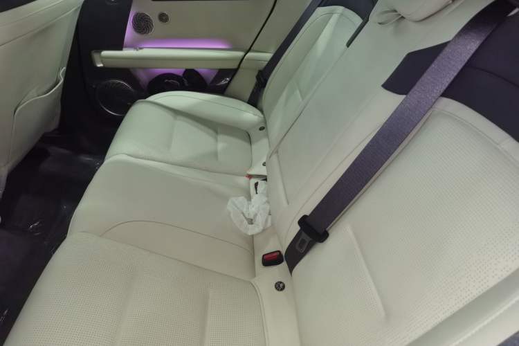 Used Avatr 06 2025 Max All-Electric Version