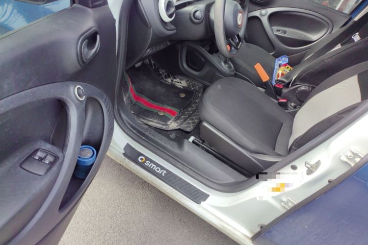 Used smart forfour 2018 1.0L 52 kW Dynamic Edition