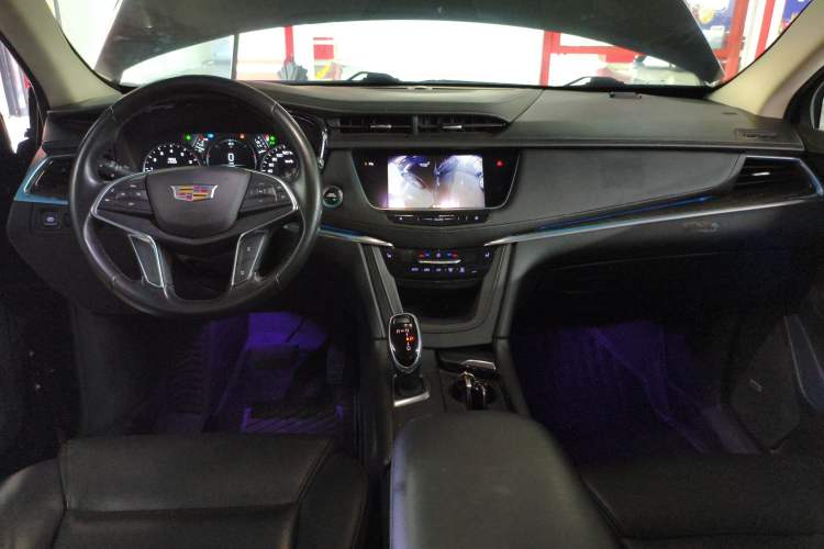 Used Cadillac XT5 2018 25T Luxury Model