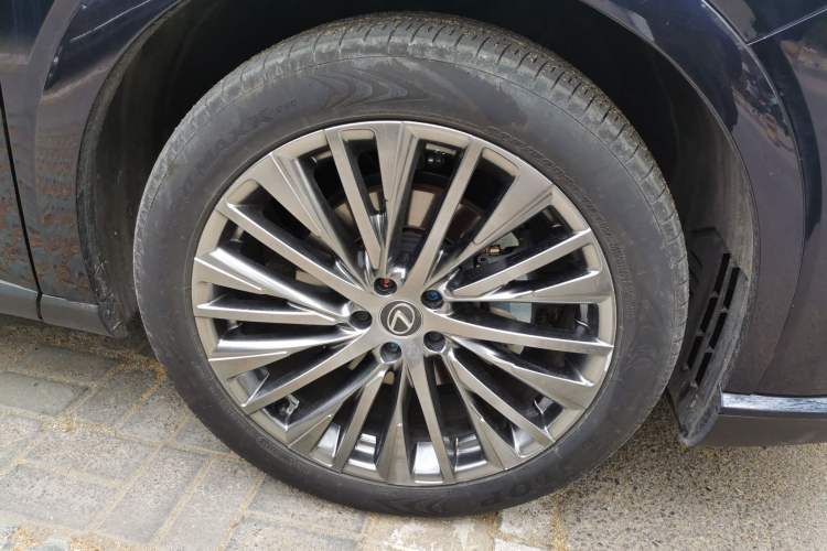 Used Lexus RX 2023 350h Four-Wheel Drive Enjoyment Version Right Front Wheel Hub