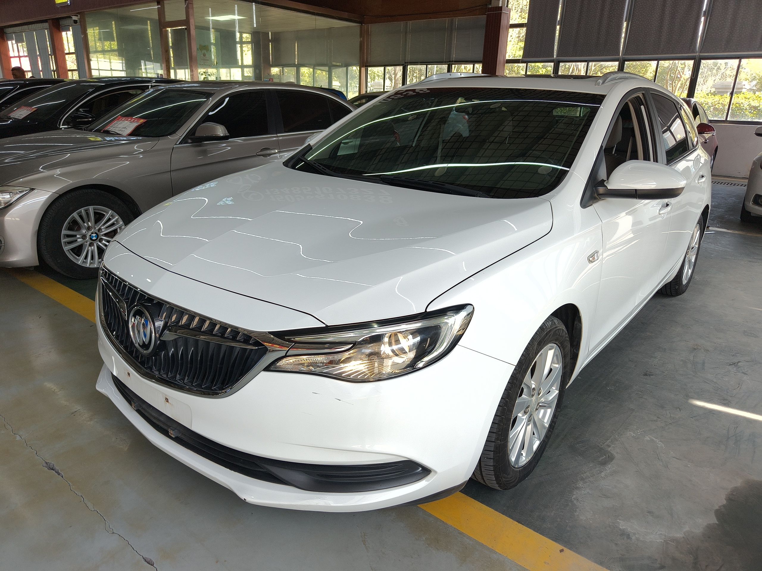 Parte inferior delantera