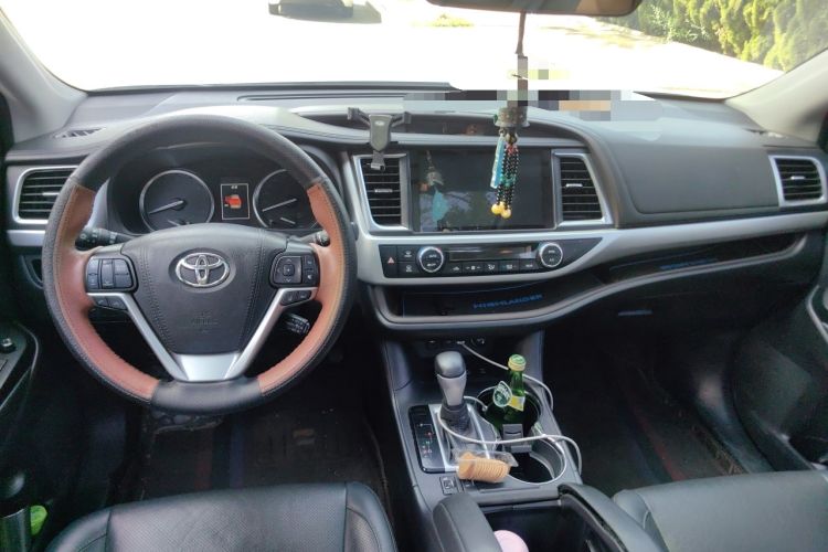 Used Toyota Highlander 2018 2.0T Four-Wheel Drive Prestige Version 7 Seats China VI Standard
