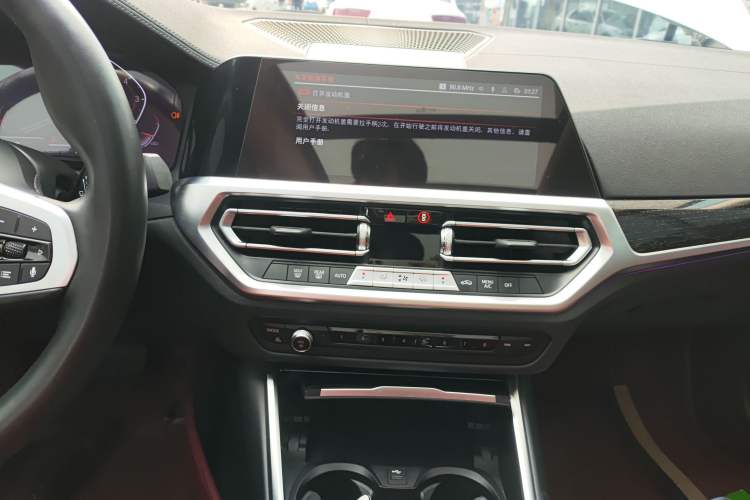 Used BMW 3 Series 2022 325Li xDrive M Sport Package
