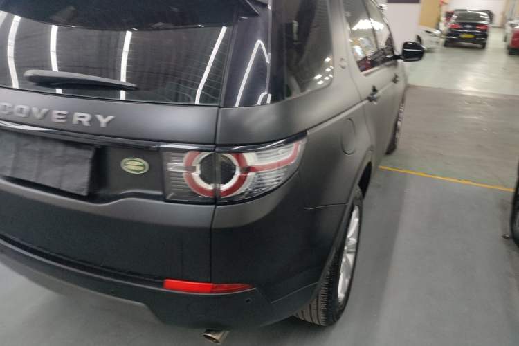 Used Land Rover Discovery Sport 2019 240 PS SE Version China VI Standard