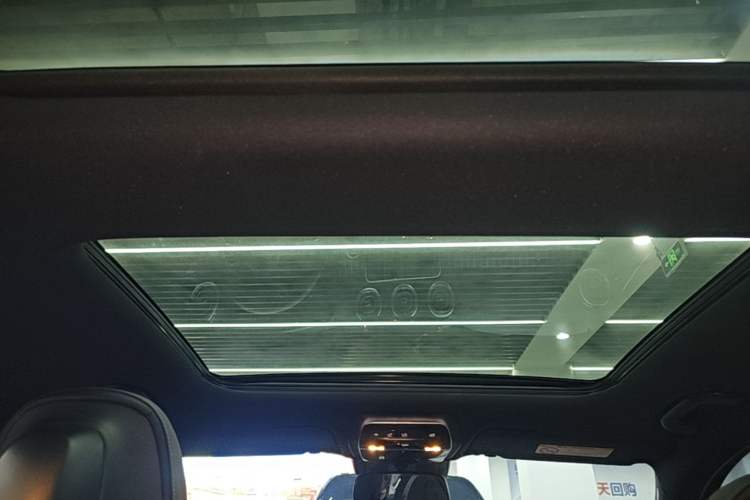 Used Mercedes-Benz C-Class 2023 Second Facelift C 260 L Sport Edition Headliner