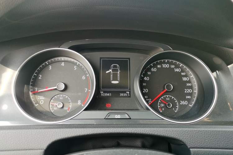 Used Volkswagen Golf 2017 230TSI Automatic Luxury Million-Vehicle Commemorative Edition Instrument Cluster