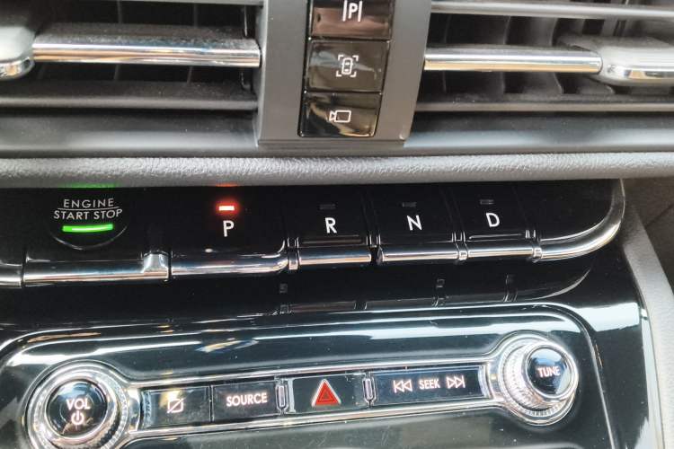 Used Lincoln Corsair 2021 2.0T Two-Wheel-Drive Luxury Edition
