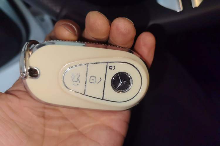 Used Mercedes-Benz C-Class 2025 C 260 L Sport Edition Vehicle Key