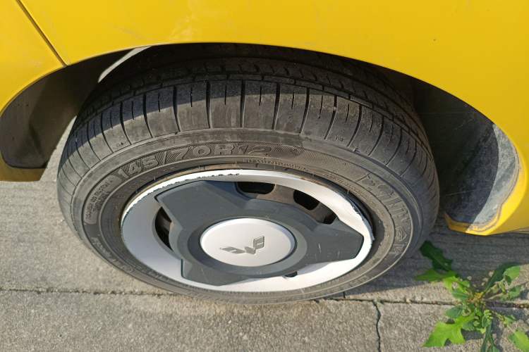 Used Wuling Hongguang MINIEV 2021 Macaron Fashion Edition Lithium-Ion Battery
