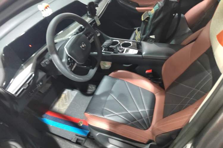 Used CHANGAN Eado 2022 PLUS Blue Whale NE 1.4T GDI DCT Prestige Edition