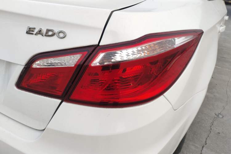Used CHANGAN Eado 2015 1.6L Manual Luxury Model China V Standard Right Rear Taillight