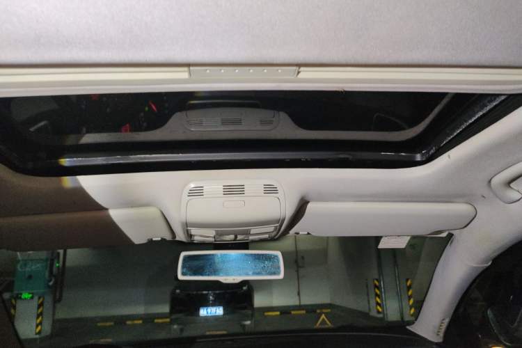 Used Volkswagen Magotan 2011 1.8TSI DSG Luxury Model