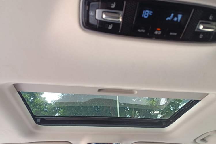 Used Roewe iMAX8 New Energy 2022 First-Class Platinum Edition