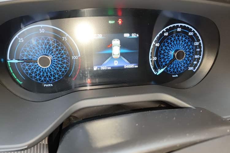 Used Hongqi E-QM5 2023 Revised Version Basic Travel Edition Odometer Close Up