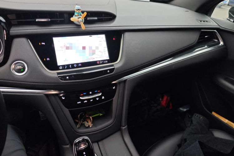 Used Cadillac XT5 2023 2.0T Two-Wheel-Drive Fashion Edition Audio And AC Panel