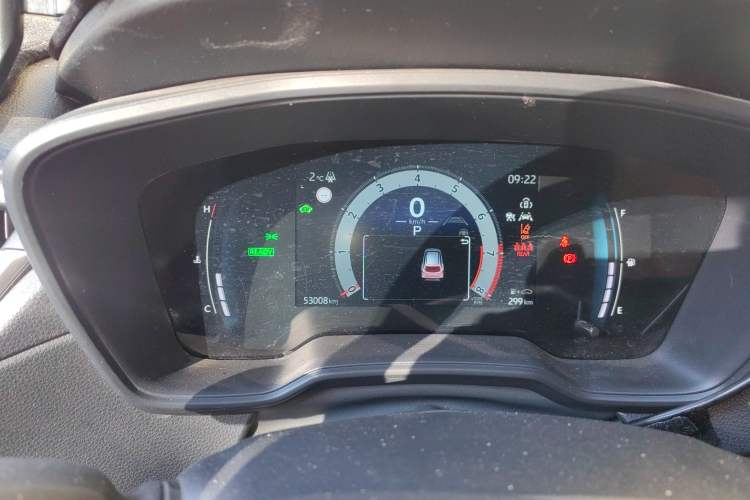 Used Toyota Corolla Cross 2024 2.0L Smart Electric Hybrid Dual-Engine Pioneer Edition
