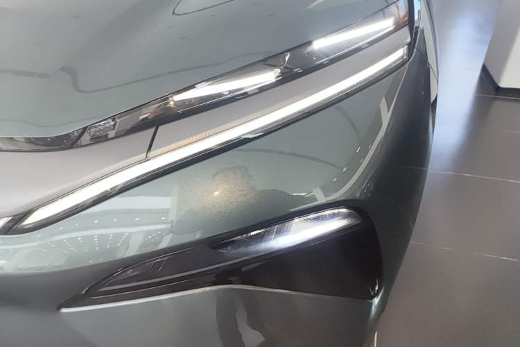 Used BYD Tang L 2025 DM 215KM LiDAR Flagship Model
