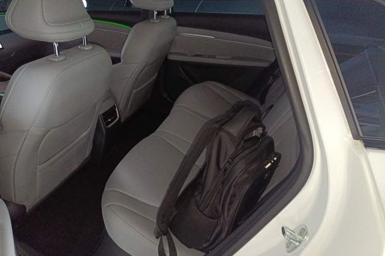 Used XPeng MONA M03 2025 600 with Ultra-Long Range Max Left Rear Seat