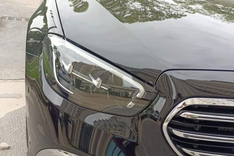 Used Mercedes-Benz E-Class 2021 Facelift E 260 L
