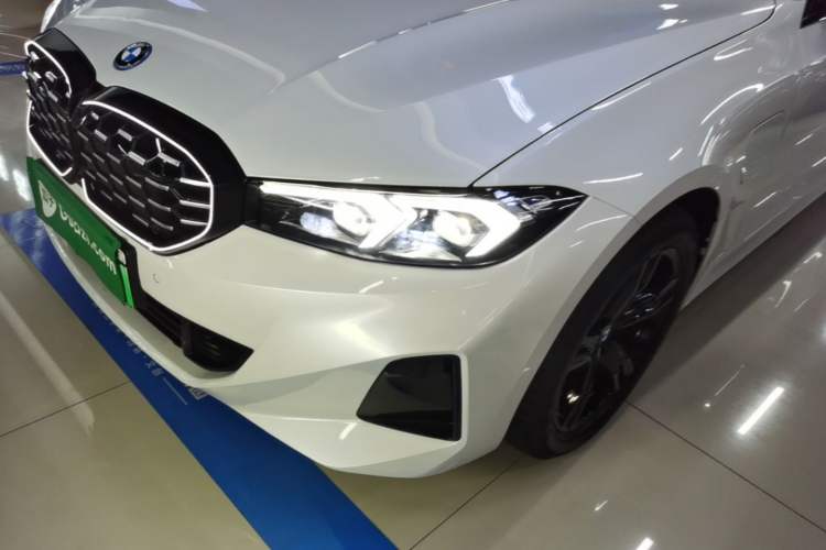 Used BMW i3 2024 eDrive 35 L
