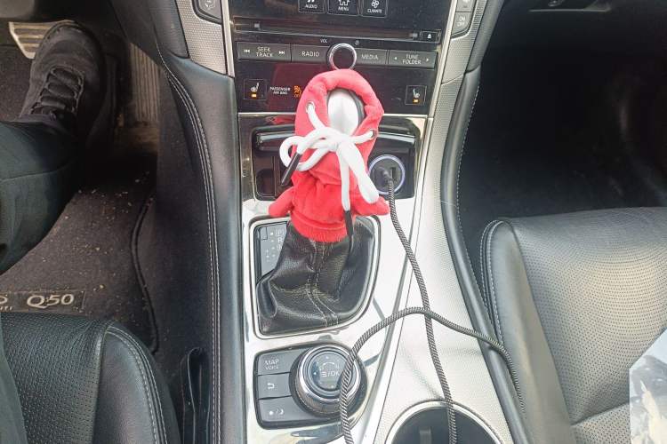 Used Infiniti Q50 2014 3.7L Luxury Edition
