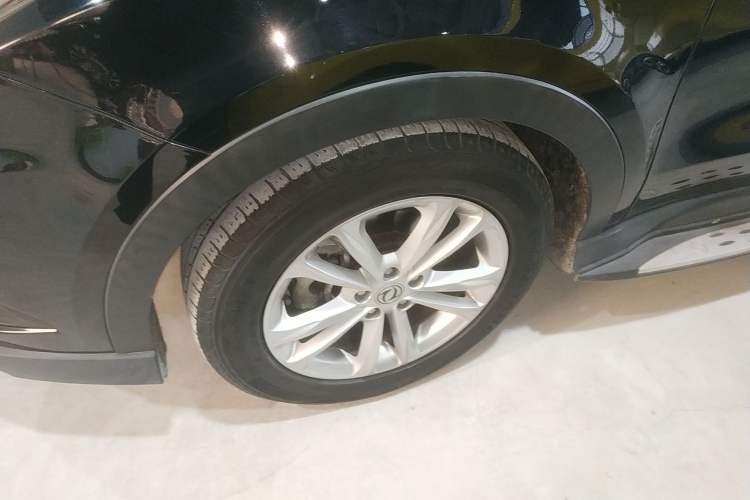 Used Dongfeng Fengon 580 2016 Revised Version 1.5T CVT Comfort Edition