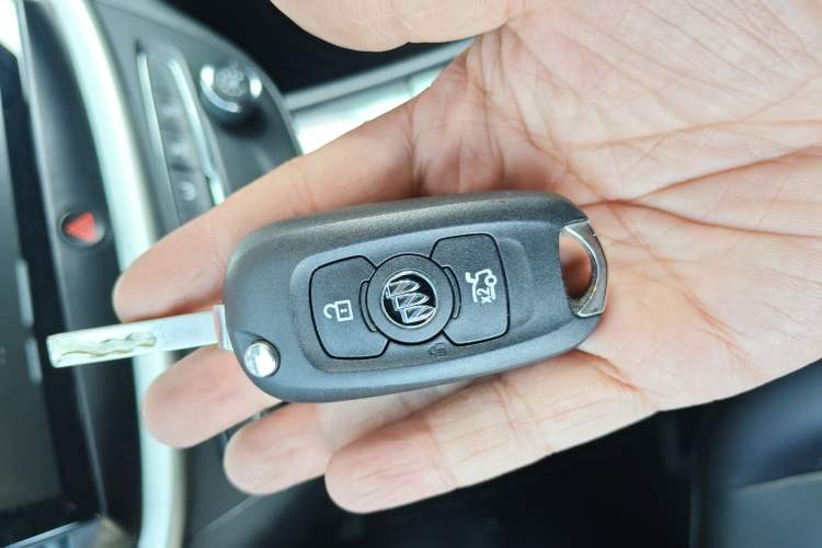 Used Buick Verano 2015 Sedan 20T Dual-Clutch Elite Model