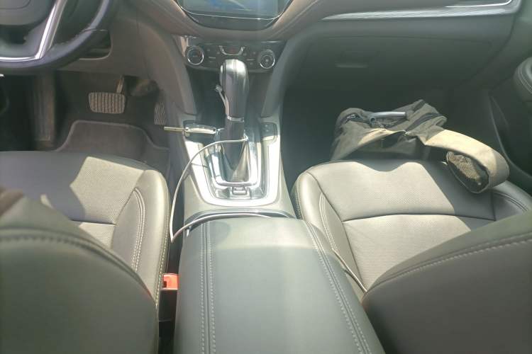 Used Chevrolet Malibu 2018 530T Automatic Luxury Edition Gear Lever