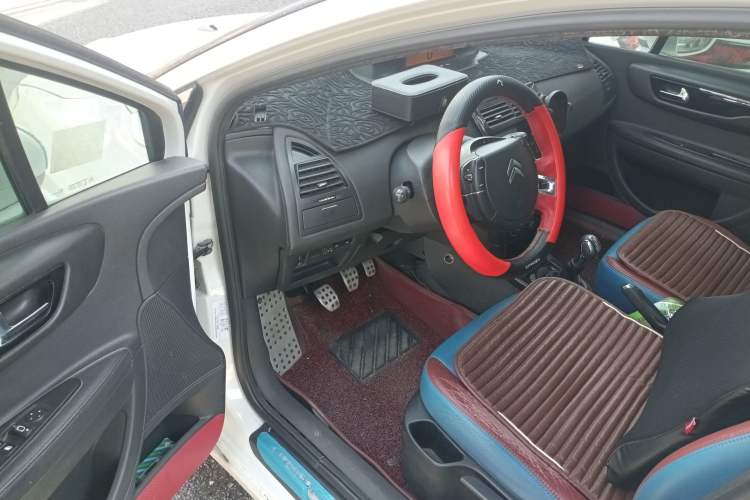 Used Citroen C-Quatre 2016 Classic Sedan 1.6L Manual - Premium Version Driver Seat