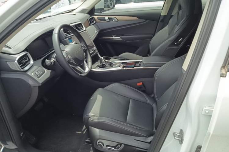 Used Lynk & Co 01 2019 2.0T Two-Wheel-Drive Pro Version China VI Standard