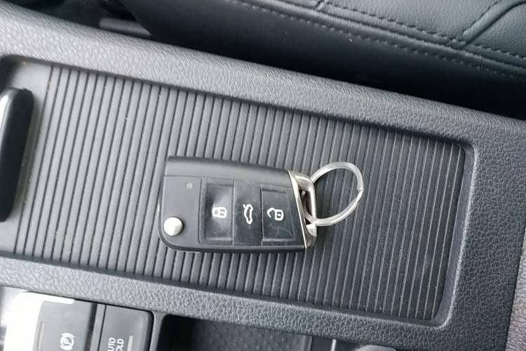 Used Volkswagen Golf 2017 230TSI Automatic Comfort Edition – Celebrating Milestone of One Million Units